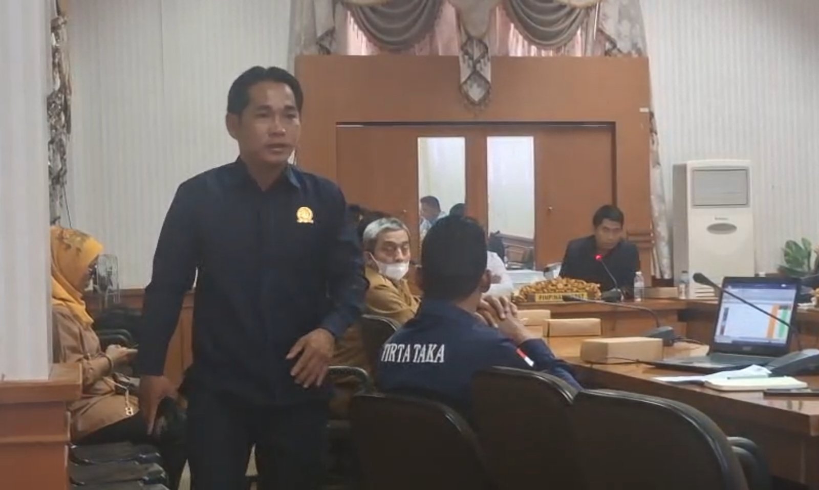 Tak Dihargai, Donal Walk Out dalam Rapat dengan Perumda Air Minum