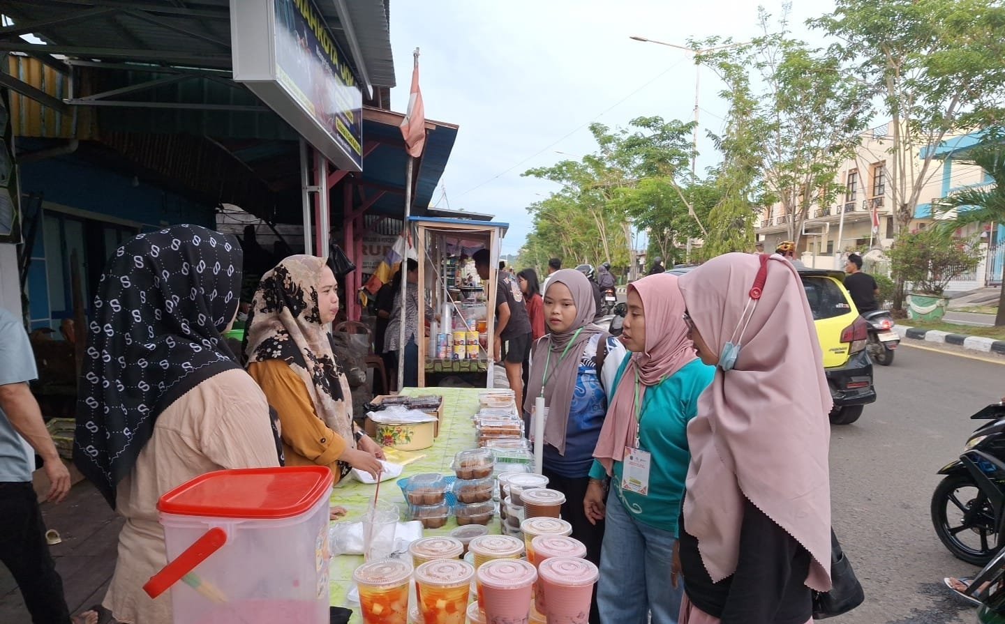 48 Sampel Takjil Diuji, Dinkes Pastikan Takjil Ramadan Aman dari Zat Berbahaya