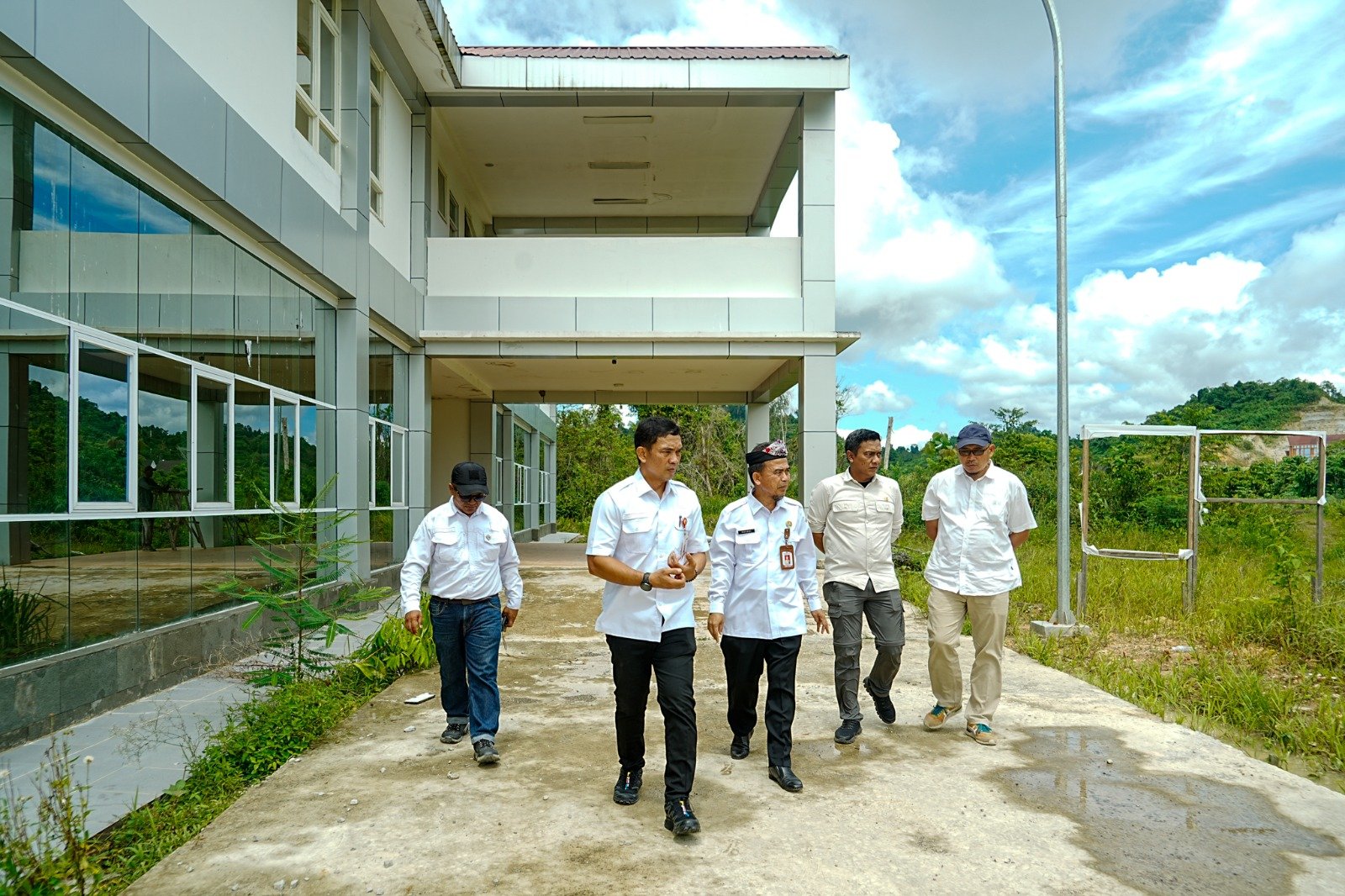 Tinjau Gedung Baru BPSDM, Sekprov Ingin ASN Segera Tempati Fasilitas yang Lebih Layak