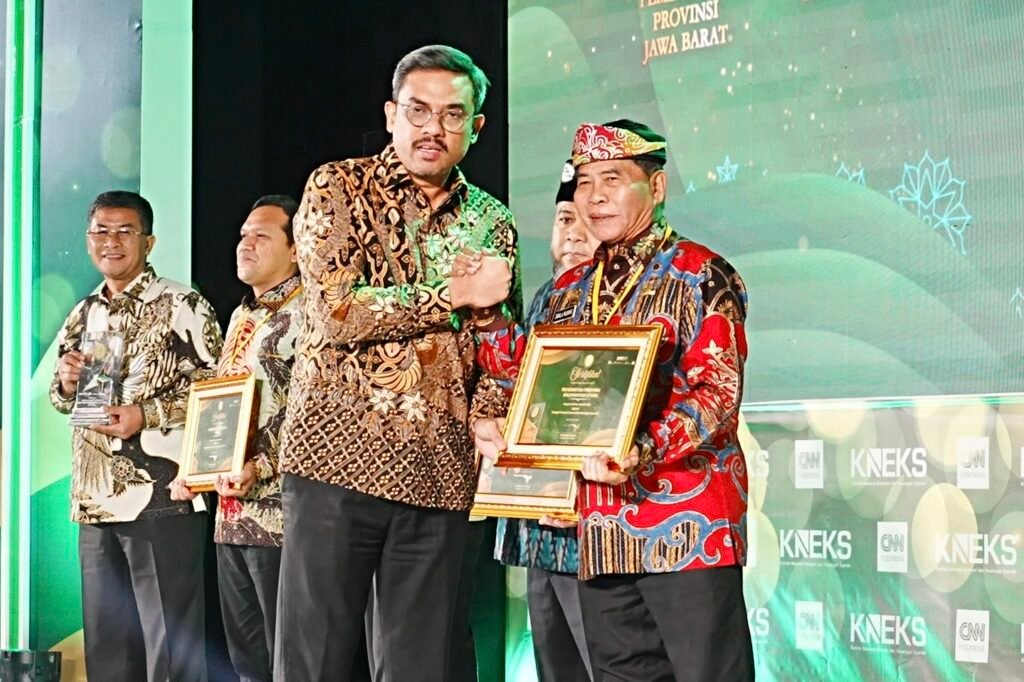Prestasi Nasional Lagi! Gubernur Bawa Kaltara Raih Dua Penghargaan Anugerah Adinata Syariah 2026