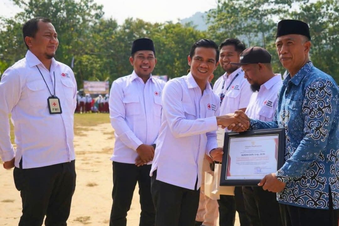 HUT ke-81 PMI, Bupati Irwan Sabri Buka Kembara PMR Kabupaten Nunukan
