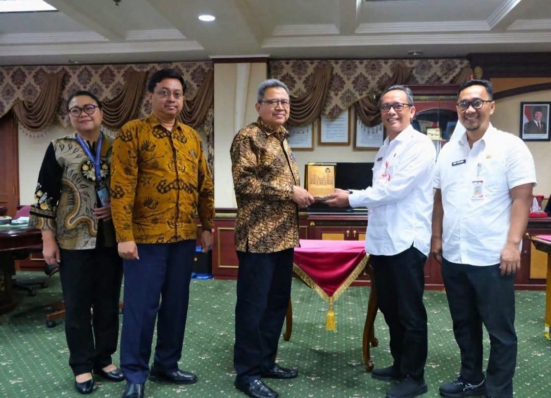 Perkuat Kerjasama Perbatasan dan Kesejahteraan PMI, Konsul KRI Tawau Silaturahmi di Ruang Sekda