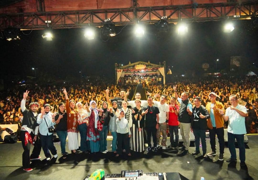 Hujan Angin, Silet Open Up Tetap Membuat Masyarakat Nunukan Tabola Bale