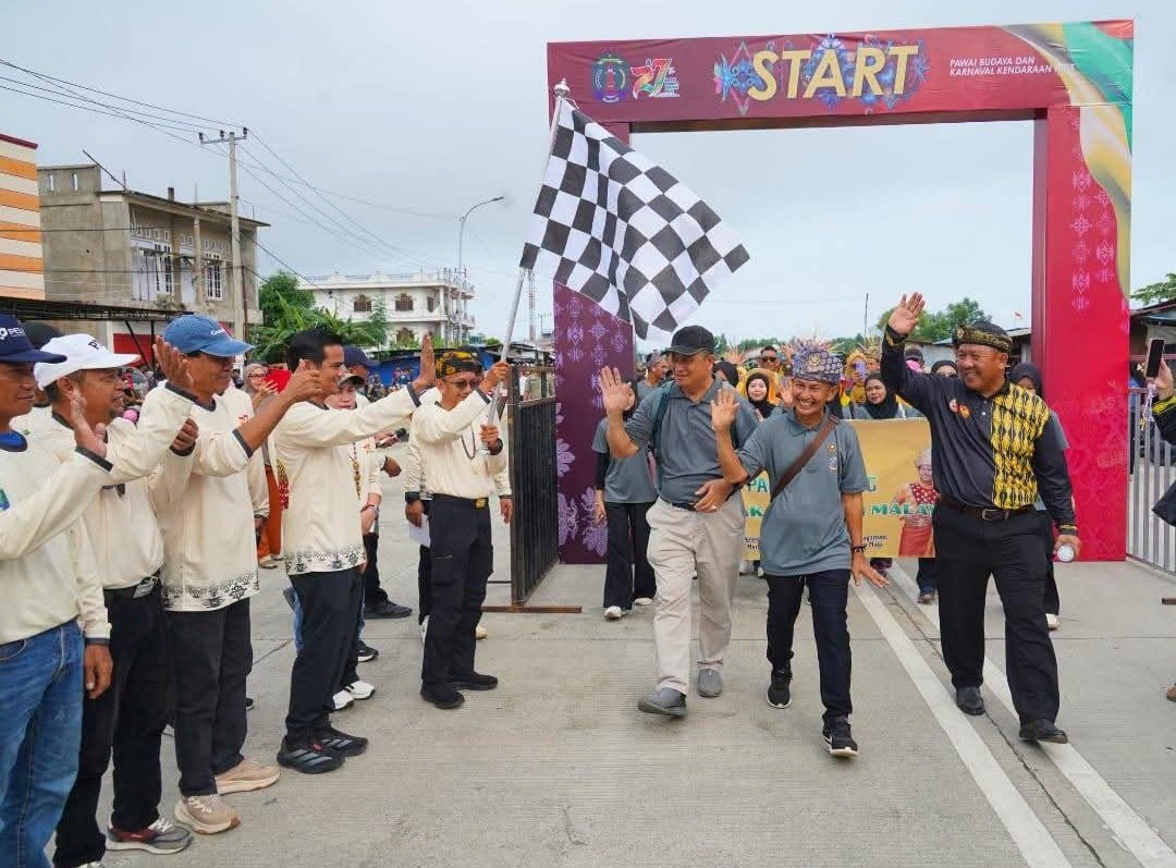 Meriah, Pawai Budaya dan Karnaval Kendaraan Hias Ramaikan HUT ke-27 Kabupaten Nunukan