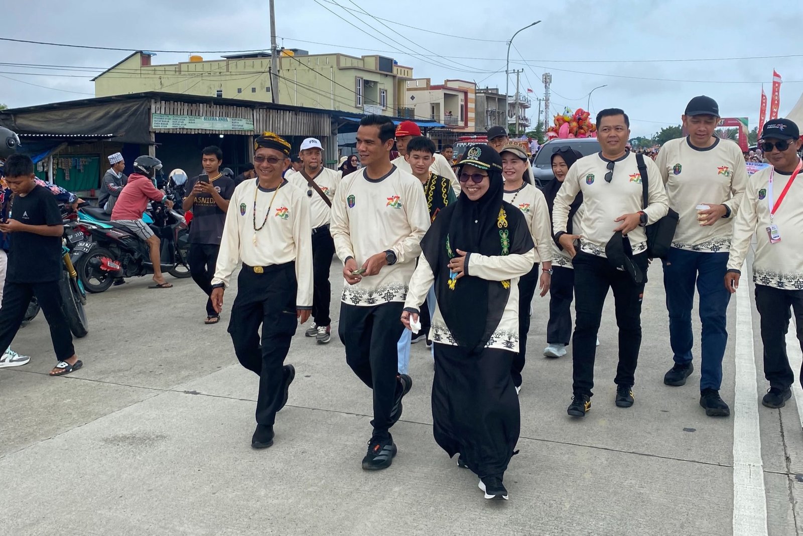 Pawai Budaya Meriahkan HUT Nunukan, Arpiah Tekankan Kebersamaan